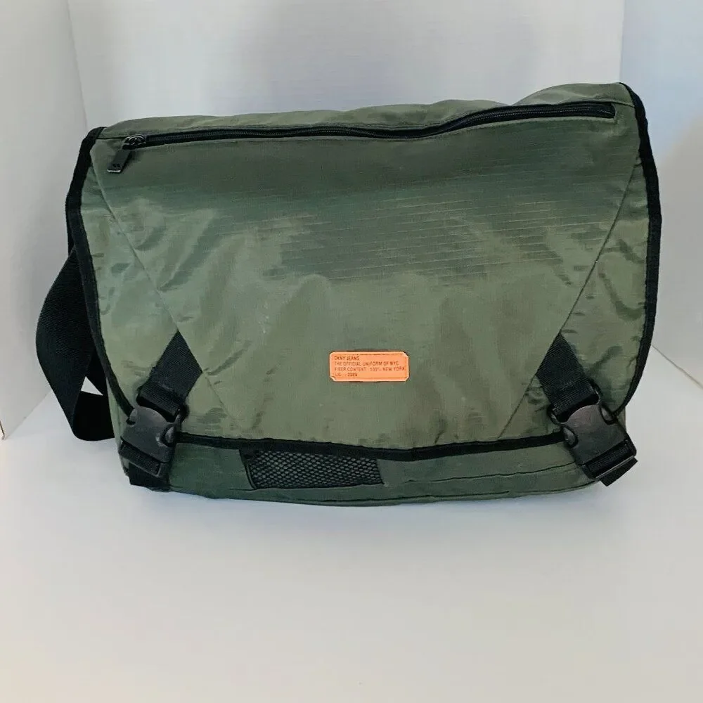 MESSENGER BAG OLIVE DKNY “ official uniform of NYC “ Storage Abounds UNI…